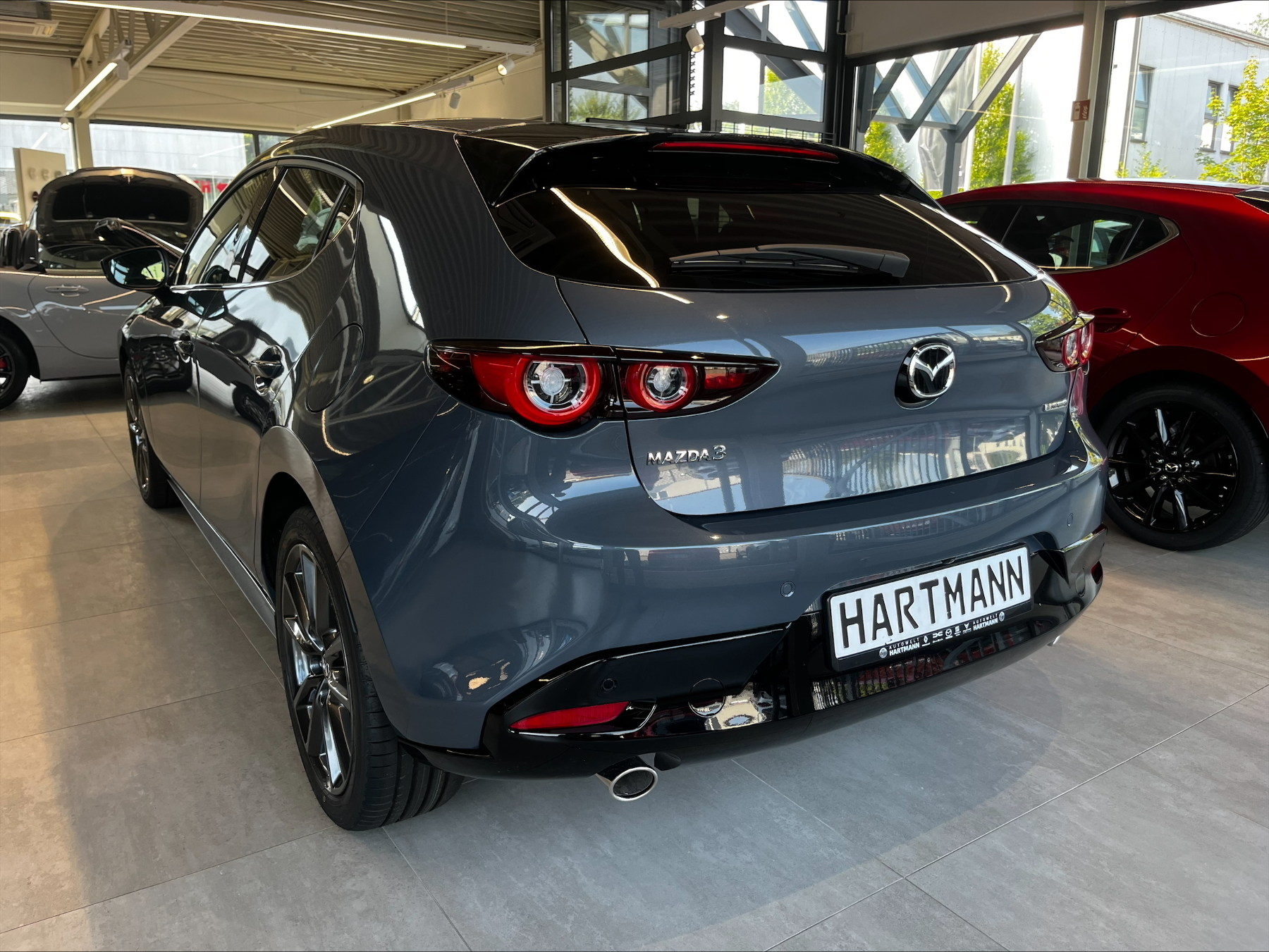 MAZDA 3 2.5L e-SKYACTIV G 140ps 6AT FWD Exclusive-line MAZDA 3 2.5L e-SKYACTIV G 140ps 6AT FWD Exclusive-line