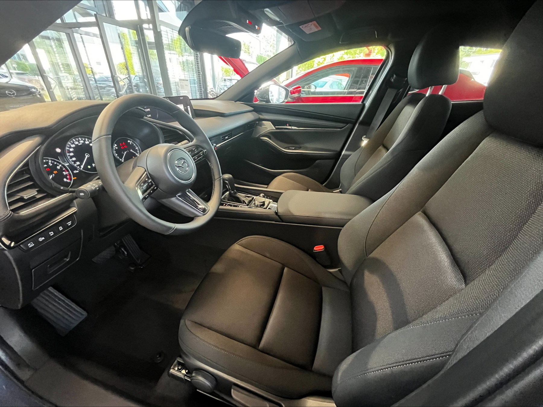 MAZDA 3 2.5L e-SKYACTIV G 140ps 6AT FWD Exclusive-line MAZDA 3 2.5L e-SKYACTIV G 140ps 6AT FWD Exclusive-line