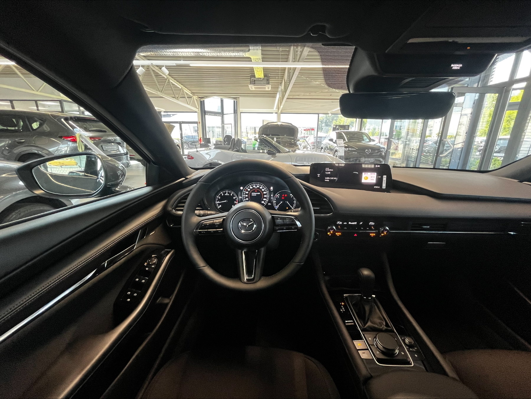 MAZDA 3 2.5L e-SKYACTIV G 140ps 6AT FWD Exclusive-line MAZDA 3 2.5L e-SKYACTIV G 140ps 6AT FWD Exclusive-line