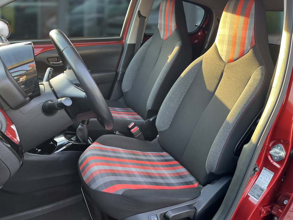 PEUGEOT 108 1.0 VTI TOP! Collection Faltschiebedach