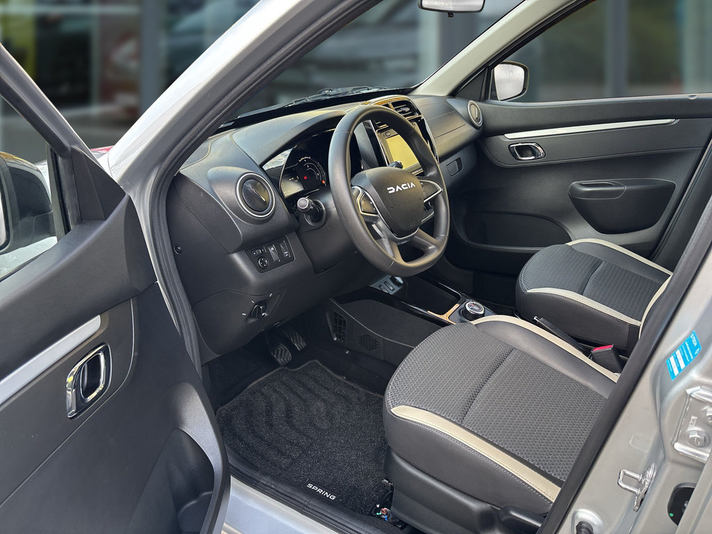 DACIA Spring Essential