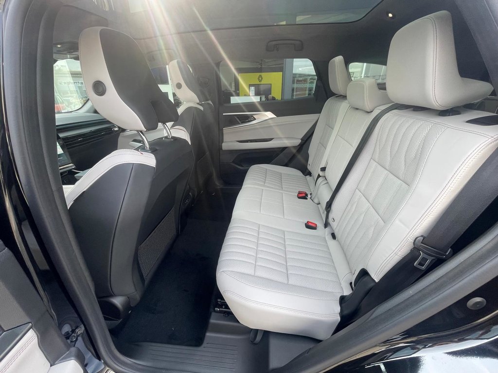 RENAULT Espace 6 Iconic Full Hybrid E-Tech 200 5-Sitzer