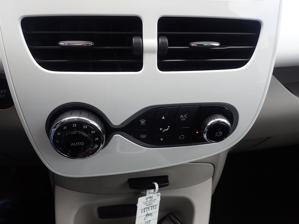 RENAULT ZOE LIFE Batteriekauf Comfort Paket