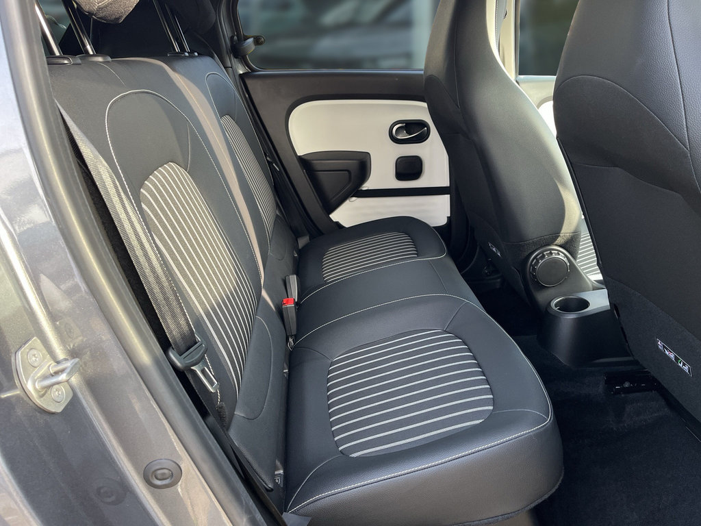 RENAULT Twingo E-Tech Techno RF-Kamera RENAULT Twingo E-Tech Techno RF-Kamera