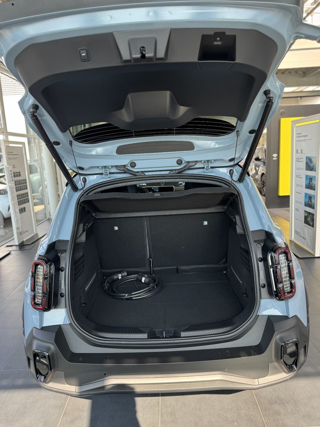 RENAULT R 4 E-Tech Techno 150 Comfort Range