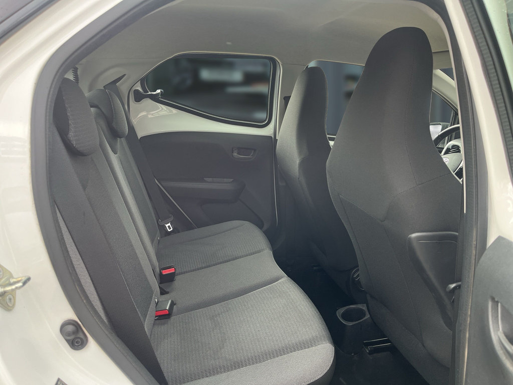 TOYOTA Aygo 1.0 x-Play RF-Kamera, Klima TOYOTA Aygo 1.0 x-Play RF-Kamera, Klima
