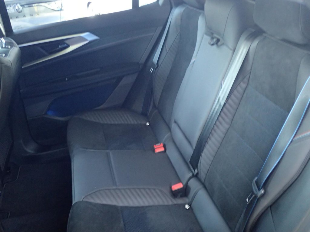 RENAULT Rafale Esprit Alpine E-Tech Full Hybrid 200