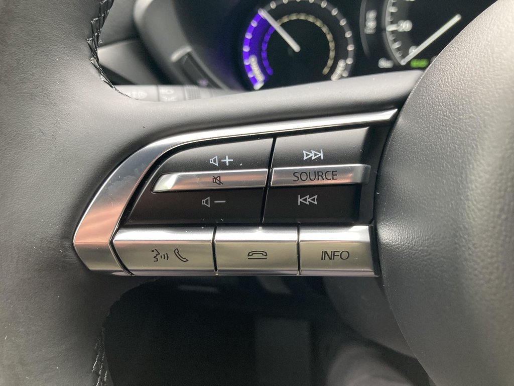 MAZDA MX-30 Advantage Anhängerkupplung für Fahrräder MAZDA MX-30 Advantage Anhängerkupplung für Fahrräder