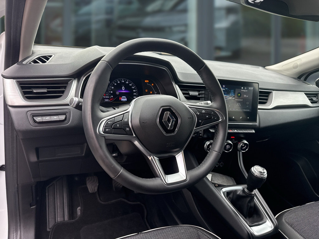 RENAULT Captur INTENS TCe 140 RENAULT Captur INTENS TCe 140