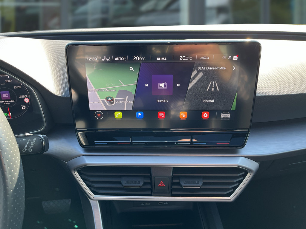 SEAT Leon ST FR 1.5 eTSI ACT Pano-Dach, Beats