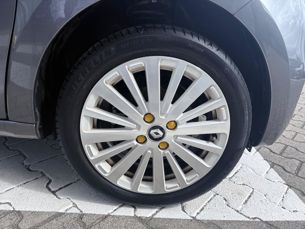 RENAULT Twingo E-Tech VIBES (MY21)