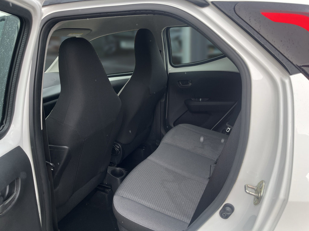 TOYOTA Aygo 1.0 x-Play RF-Kamera, Klima TOYOTA Aygo 1.0 x-Play RF-Kamera, Klima
