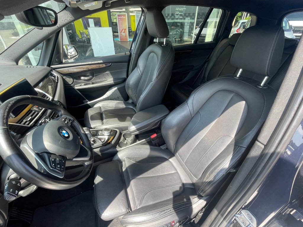 BMW 220 i Gran Tourer Luxury Line