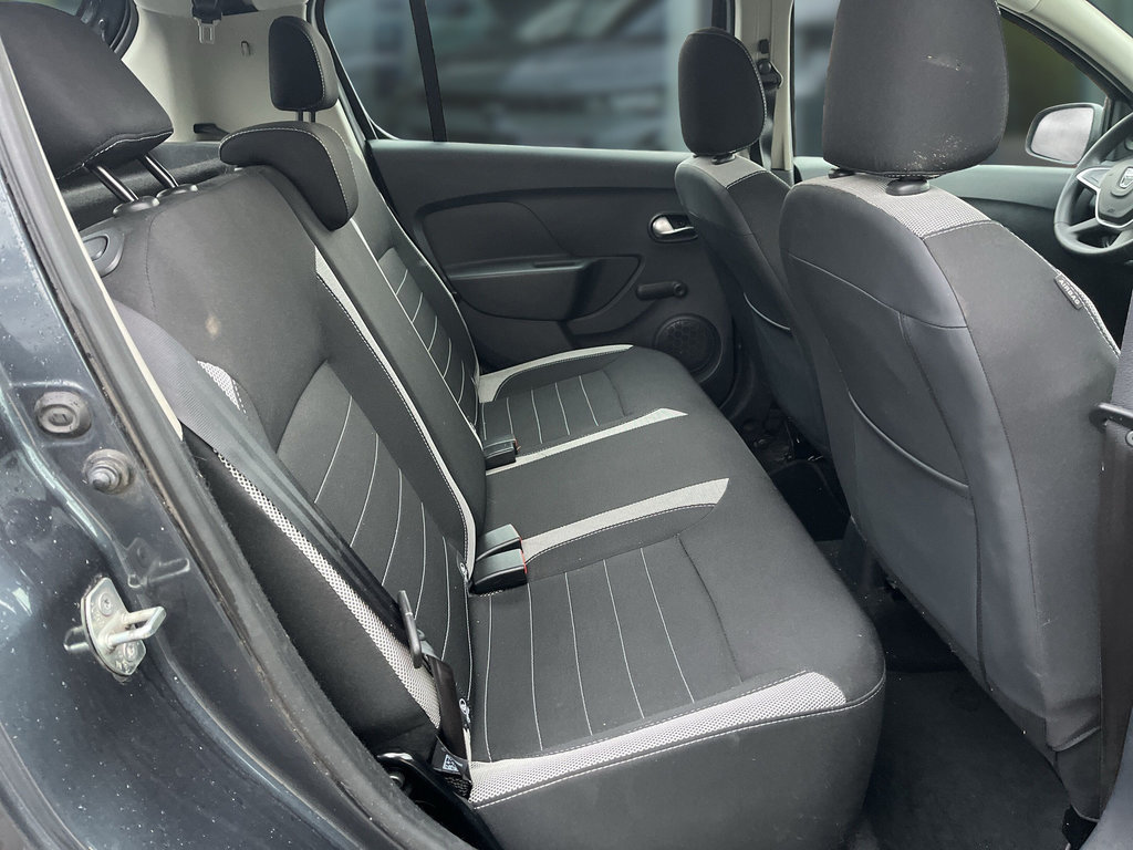 DACIA Sandero II Stepway Essential SCe 75 Klima, Radio DACIA Sandero II Stepway Essential SCe 75 Klima, Radio