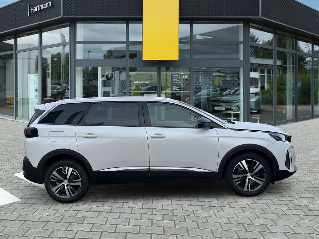 PEUGEOT 5008 1.2 PureTech 130 Allure Pack 7-Sitze, LED