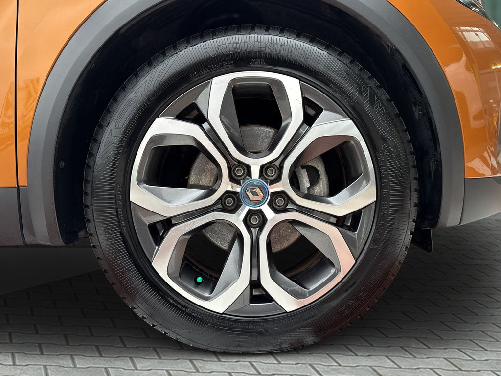 RENAULT Captur INTENS E-TECH Plug-in 160