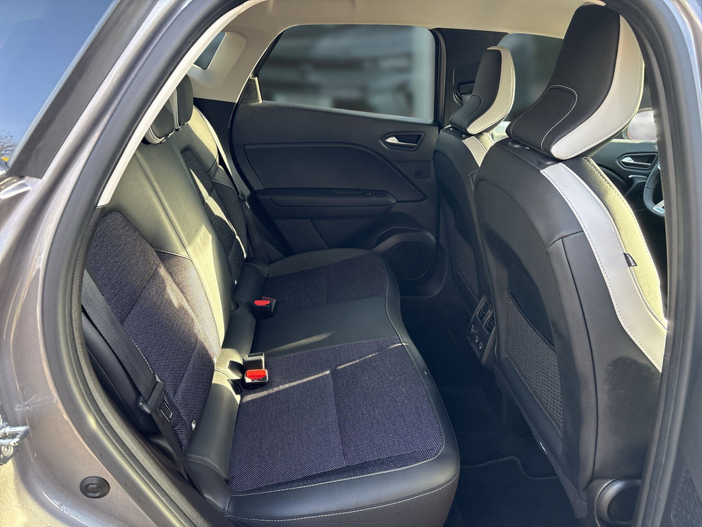 RENAULT Captur Techno TCe 90 RENAULT Captur Techno TCe 90