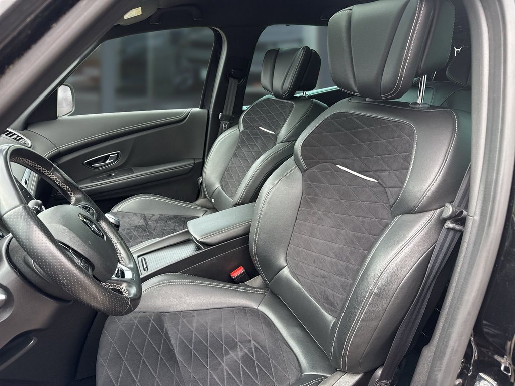 RENAULT Scenic IV BLACK Edition TCe 160 GPF RENAULT Scenic IV BLACK Edition TCe 160 GPF