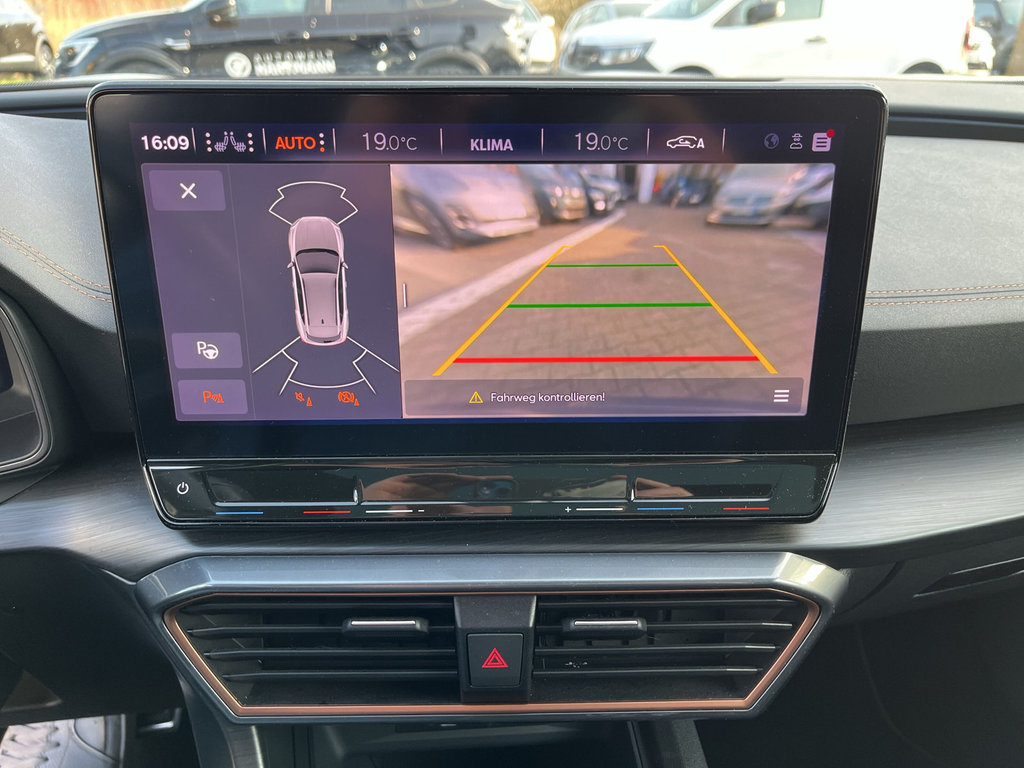 CUPRA Formentor VZ 2.0 TSI 4Drive Pano-Dach, Brembo