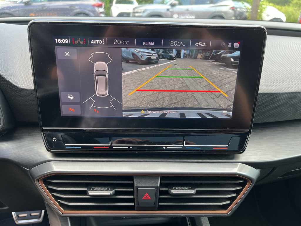 CUPRA Leon ST VZ 2.0 TSI 4Drive DSG Beats,Pano-Dach