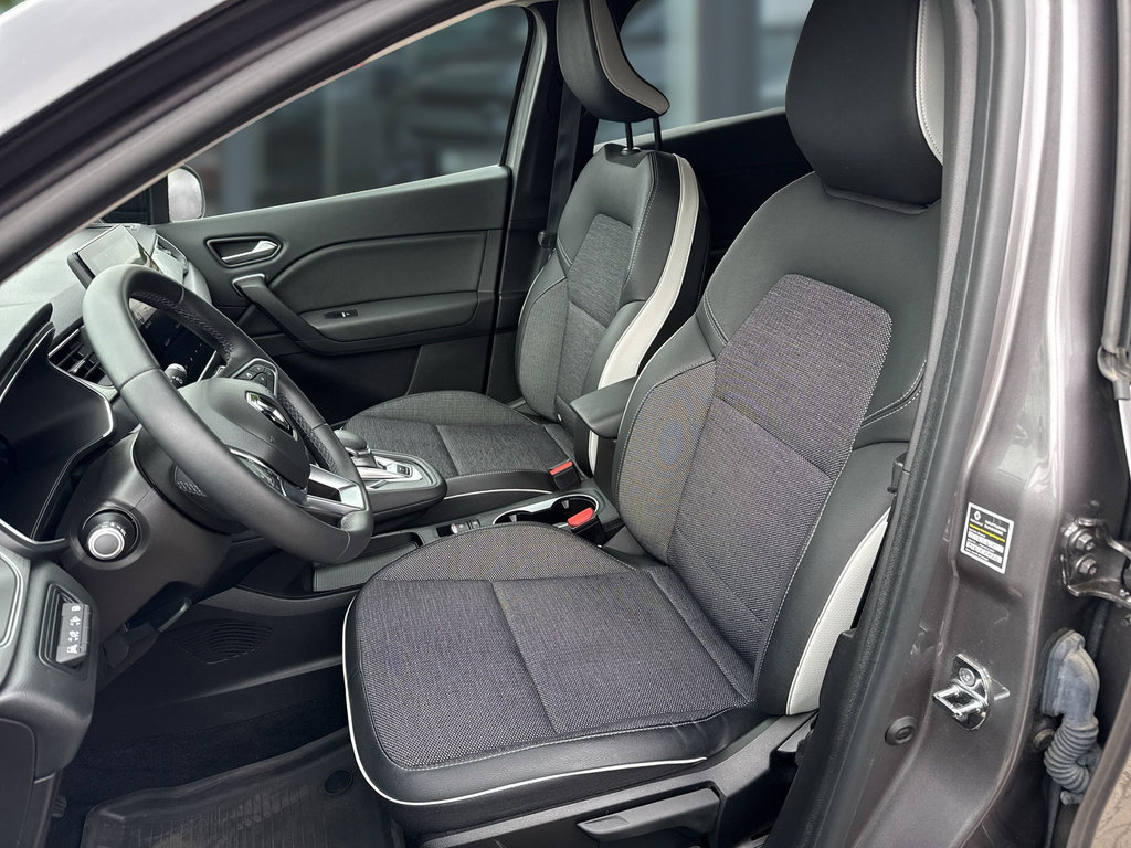 RENAULT Captur II INTENS E-TECH Plug-in 160 RENAULT Captur II INTENS E-TECH Plug-in 160