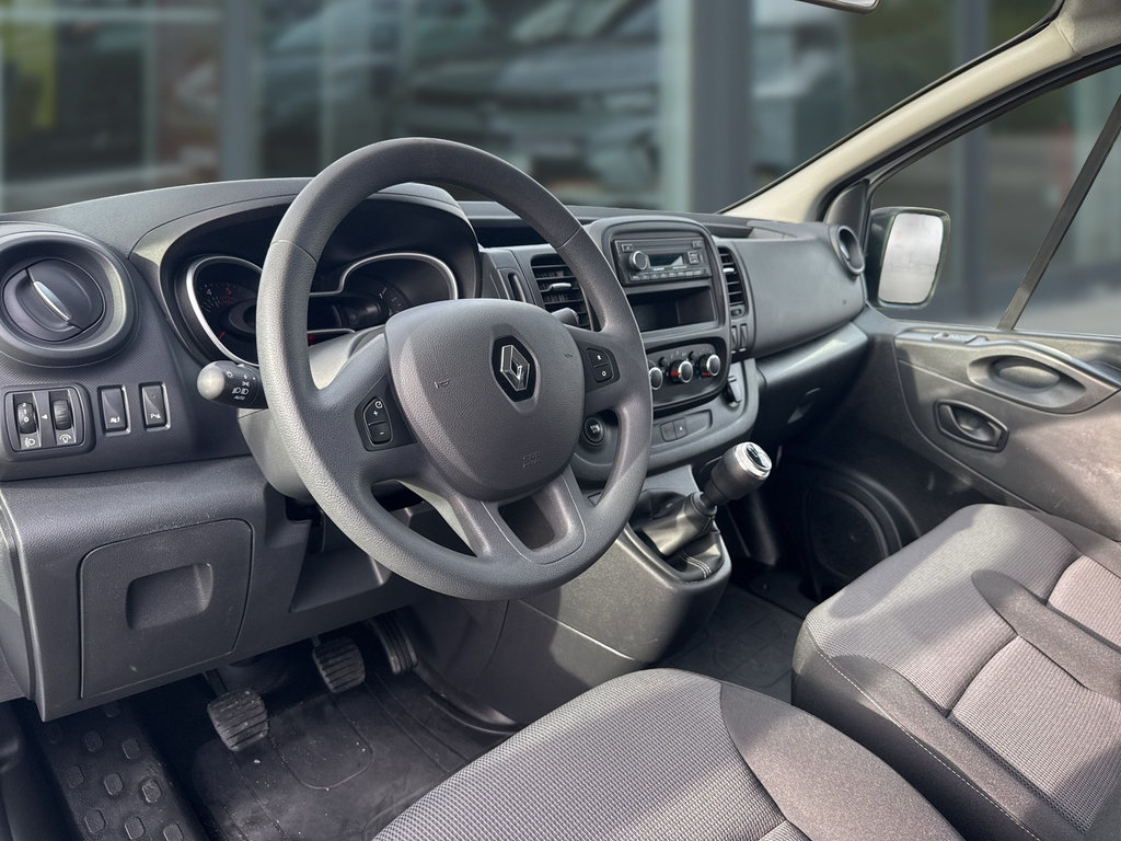 RENAULT Trafic Komfort L2H1 3,0t ENERGY dCi 120 RENAULT Trafic Komfort L2H1 3,0t ENERGY dCi 120