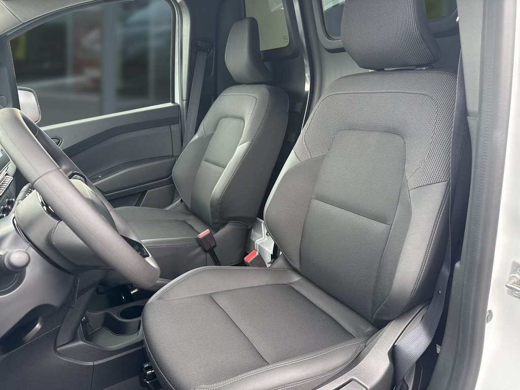 RENAULT Kangoo Rapid Advance L1 Blue dCi 95 MY26 RENAULT Kangoo Rapid Advance L1 Blue dCi 95 MY26
