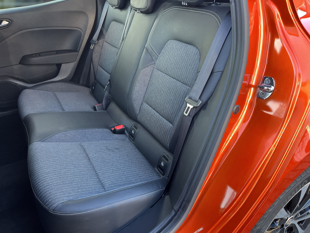 RENAULT Clio Techno TCe 90 RF-Kamera, LED