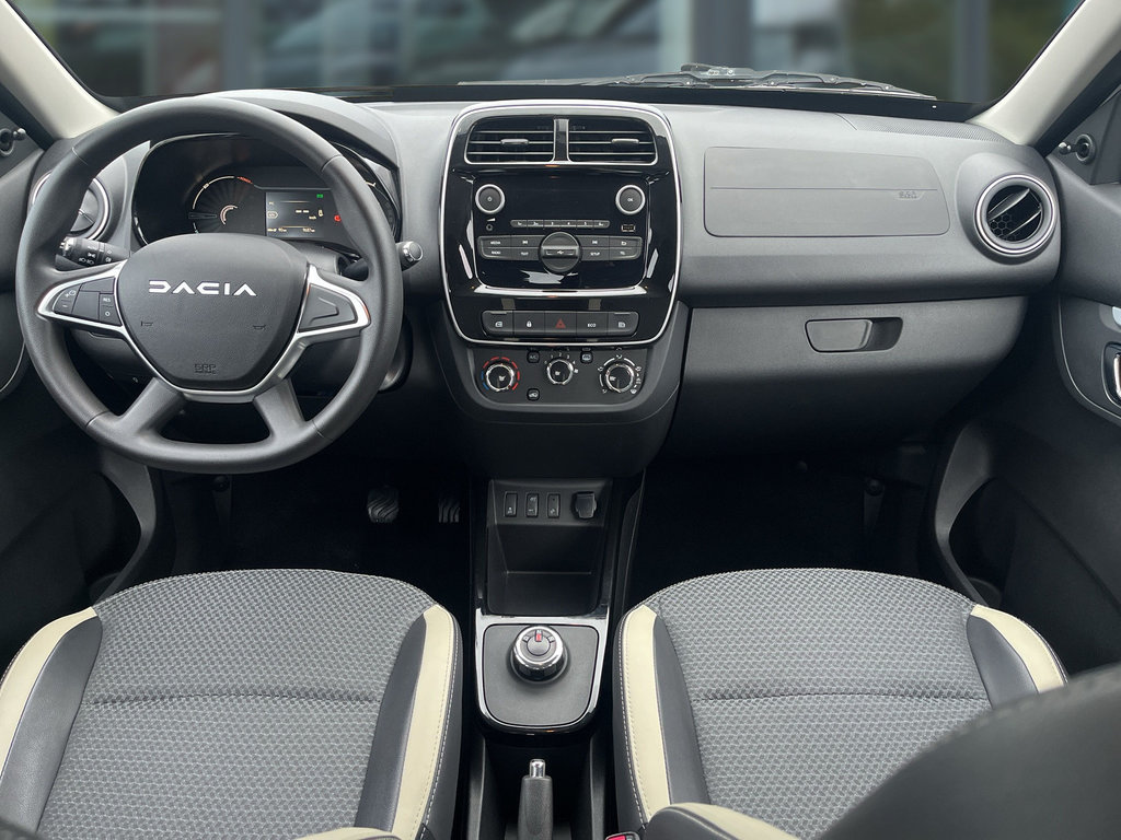 DACIA Spring Essential ELECTRIC 45 DACIA Spring Essential ELECTRIC 45