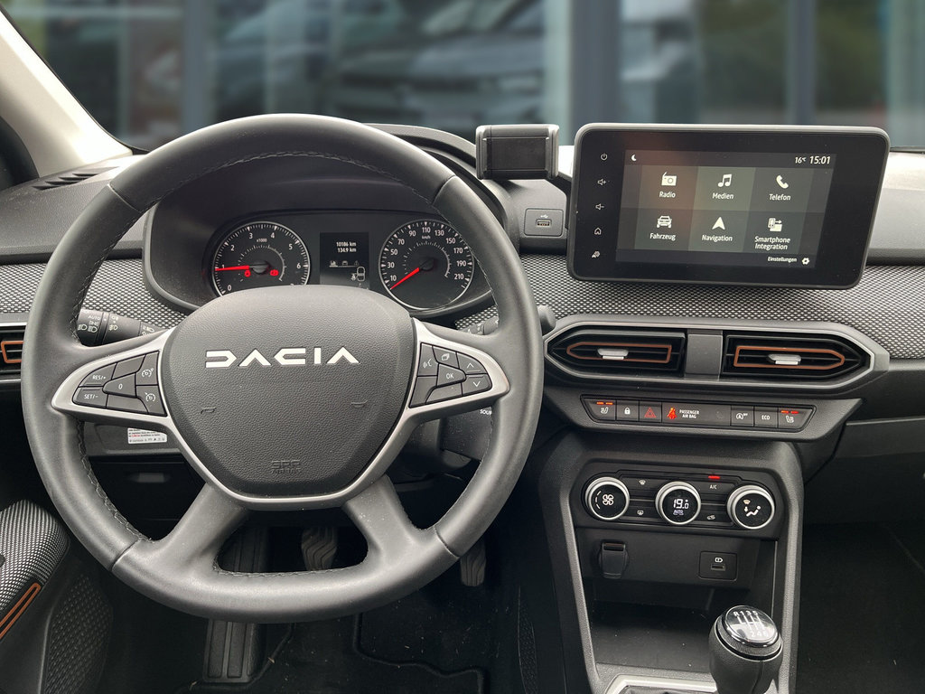 DACIA Sandero TCe 90 Stepway Expression RF-Kamera;LED DACIA Sandero TCe 90 Stepway Expression RF-Kamera;LED