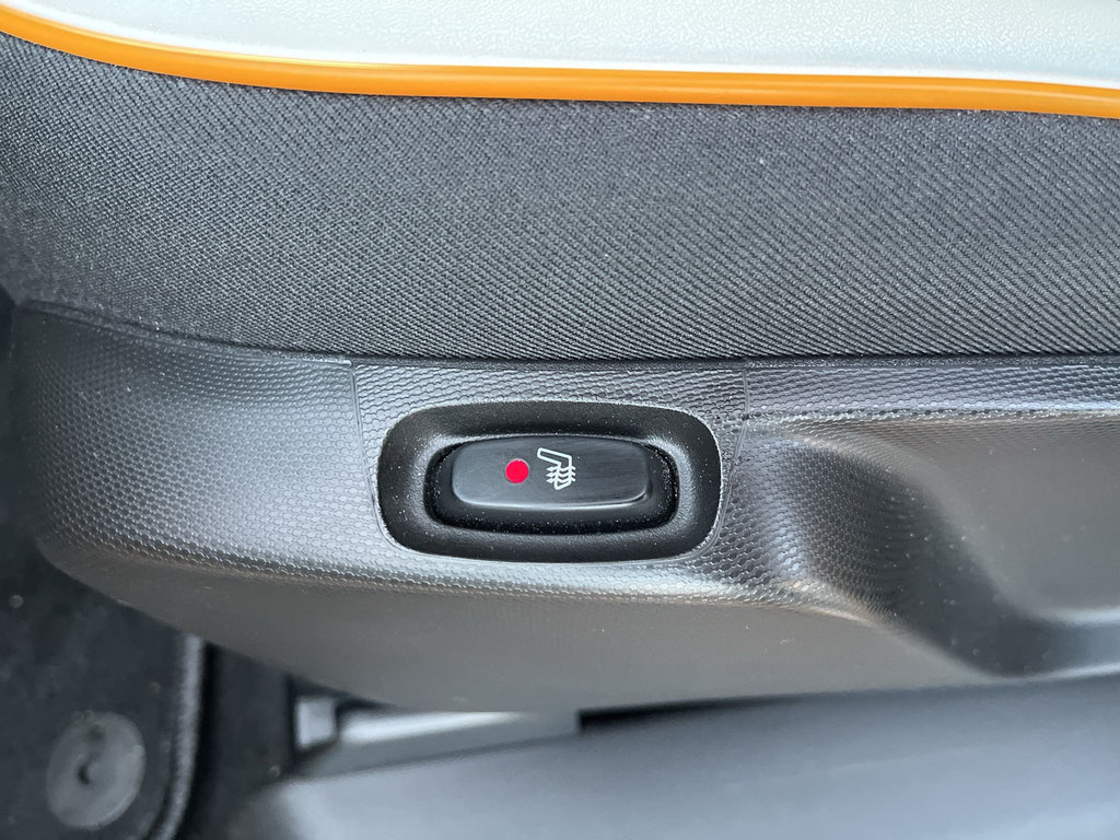 RENAULT Twingo E-Tech Techno RENAULT Twingo E-Tech Techno