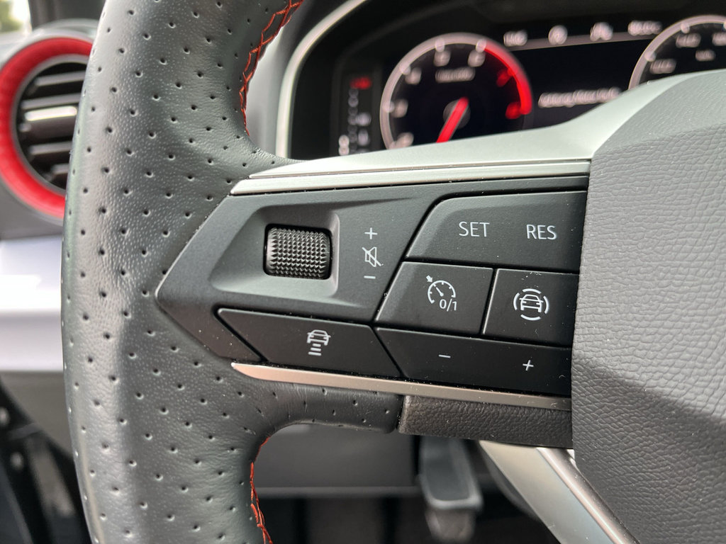 SEAT Ibiza FR 1.0 TSI 81KW Pano-Dach, LED,Pro-Paket