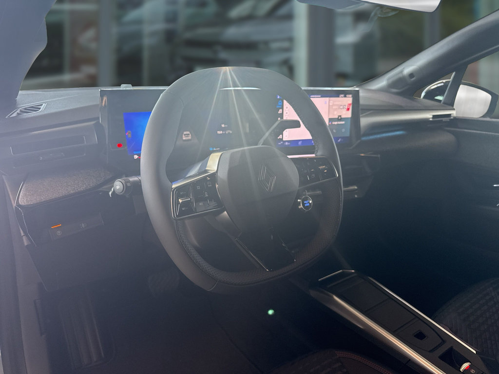 RENAULT Clio Techno Full Hybrid E-Tech 160 RENAULT Clio Techno Full Hybrid E-Tech 160