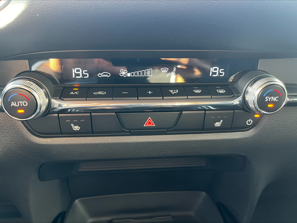 MAZDA CX-30 2.5L e-SKYACTIV G 140ps 6AT FWD Homura MAZDA CX-30 2.5L e-SKYACTIV G 140ps 6AT FWD Homura