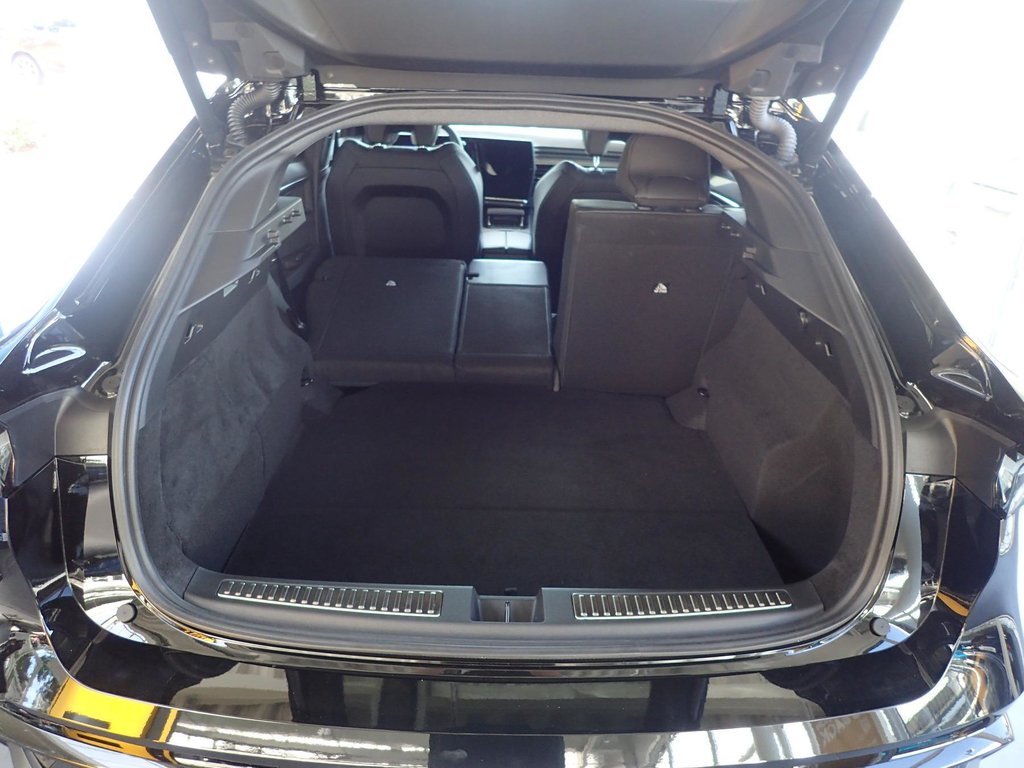 RENAULT Rafale Esprit Alpine E-Tech Full Hybrid 200