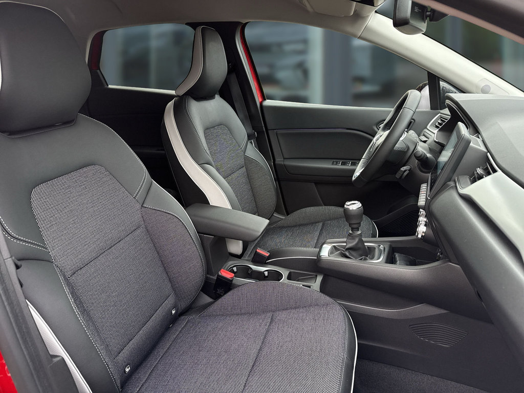 RENAULT Captur Techno TCe 90