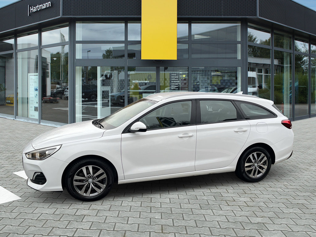 HYUNDAI i30 CW Trend 1,4 T-Gdi RF-Kamera, Carplay