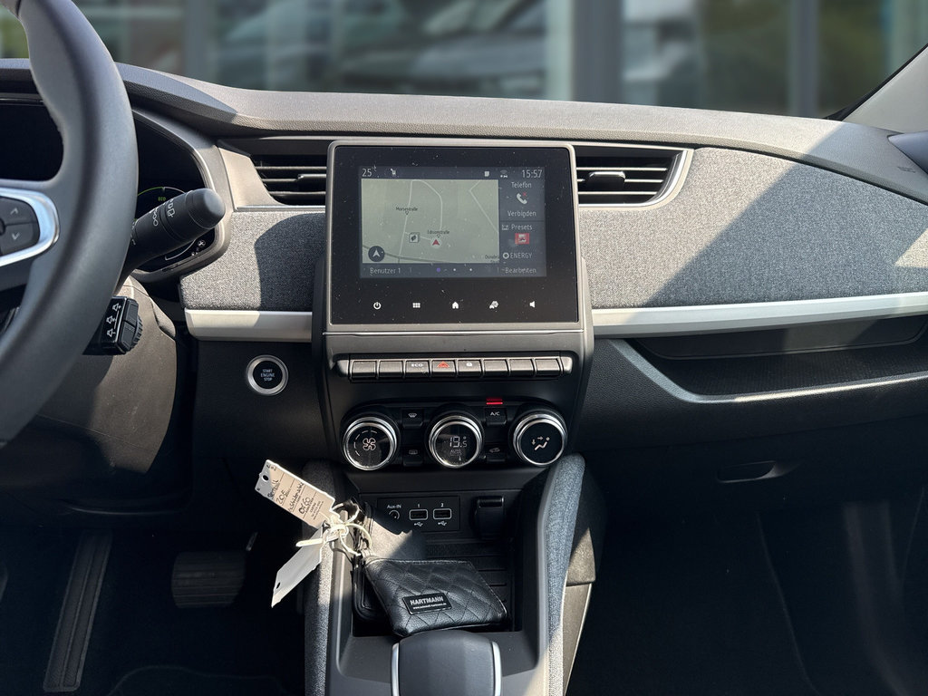 RENAULT ZOE E-Tech 100% elektrisch RENAULT ZOE E-Tech 100% elektrisch