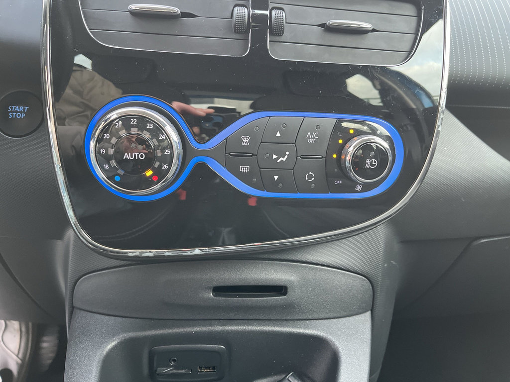 RENAULT ZOE R110 Limited Kaufakku Comfort Paket RENAULT ZOE R110 Limited Kaufakku Comfort Paket