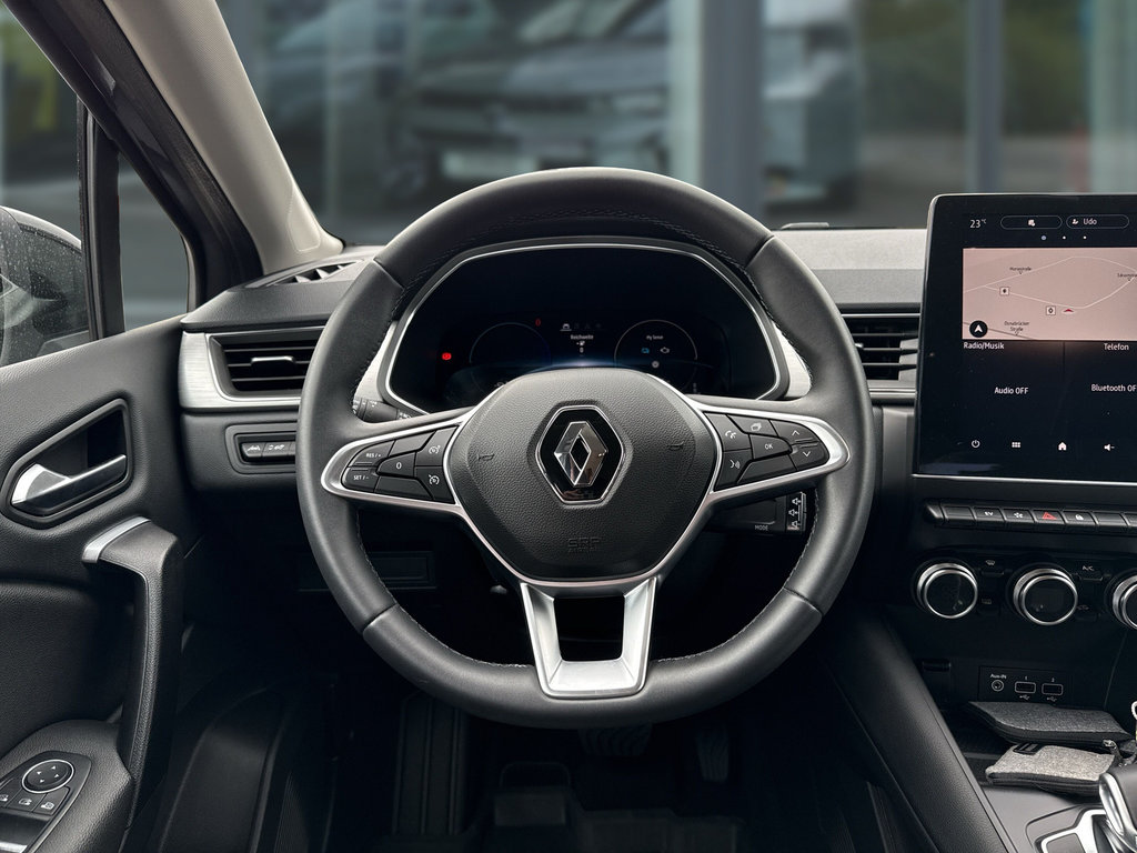 RENAULT Captur II INTENS E-TECH Plug-in 160 RENAULT Captur II INTENS E-TECH Plug-in 160