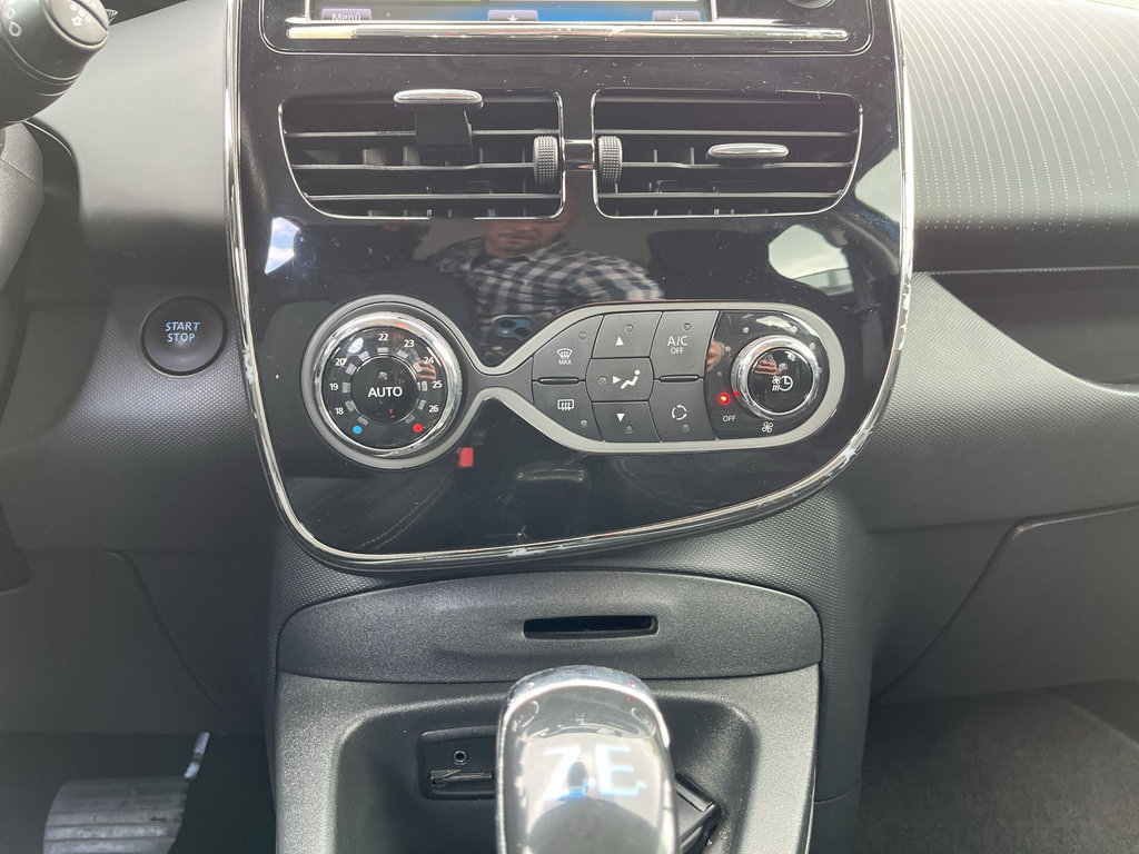 RENAULT ZOE Limited "Kaufakku" RF-Kamera