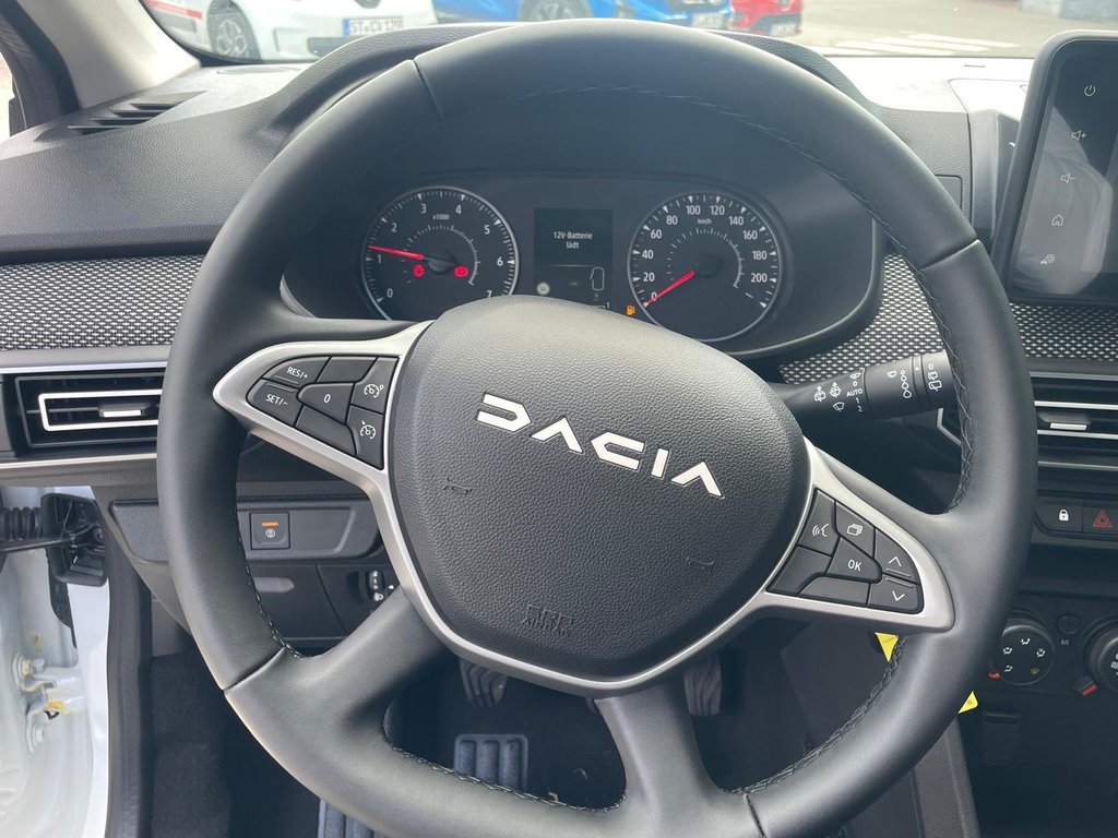 DACIA Jogger Expression TCe 110 AHK+GJR DACIA Jogger Expression TCe 110 AHK+GJR