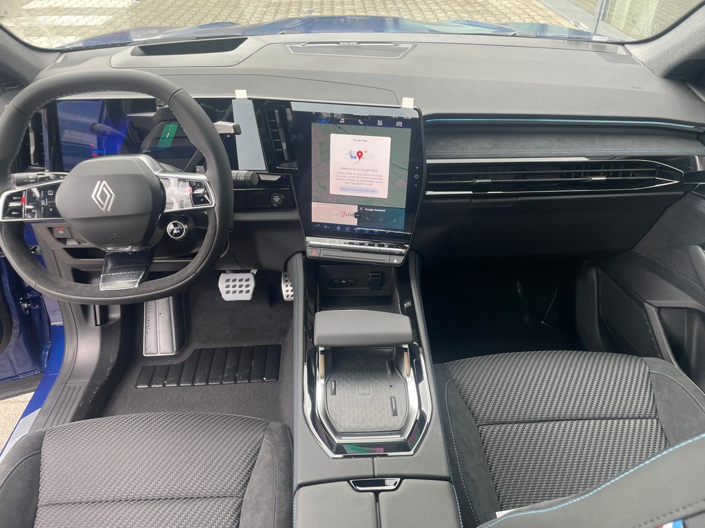 RENAULT Austral Iconic Esprit Alpine E-Tech Full Hybrid RENAULT Austral Iconic Esprit Alpine E-Tech Full Hybrid