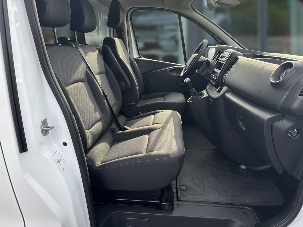 RENAULT Trafic Komfort L2H1 3,0t ENERGY dCi 120 RENAULT Trafic Komfort L2H1 3,0t ENERGY dCi 120