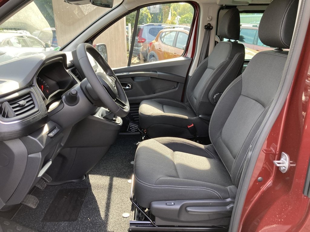 RENAULT Trafic Pkw Grand Life Blue dCi 150