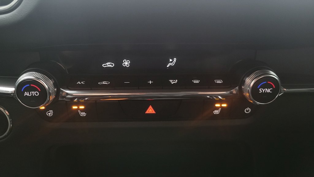 MAZDA CX-30 2.5L e-SKYACTIV G 140ps 6AT Exclusive-line