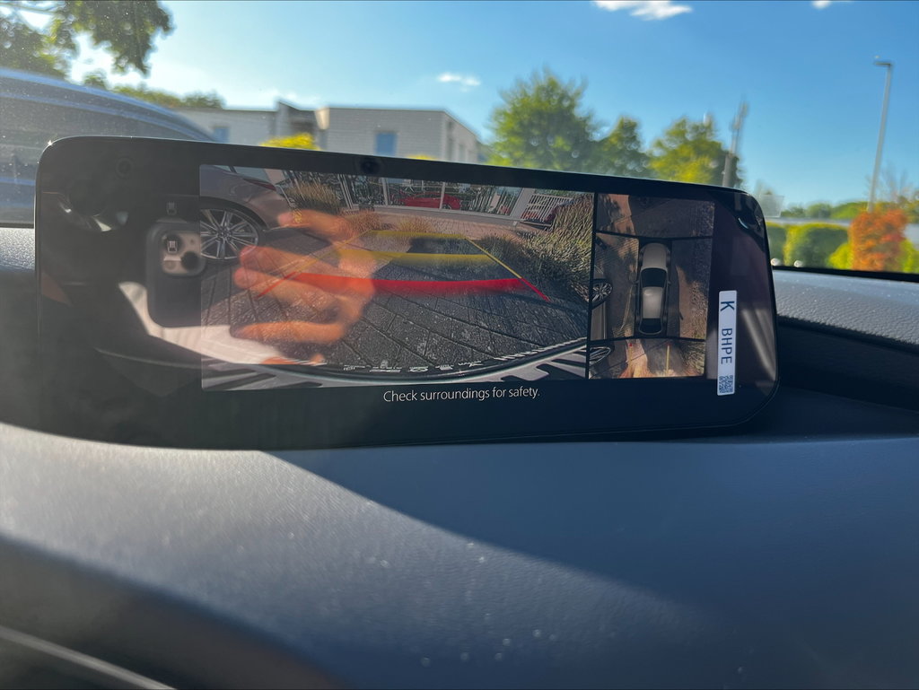 MAZDA 3 2.5L e-SKYACTIV G 140ps 6AT FWD Exclusive-line MAZDA 3 2.5L e-SKYACTIV G 140ps 6AT FWD Exclusive-line