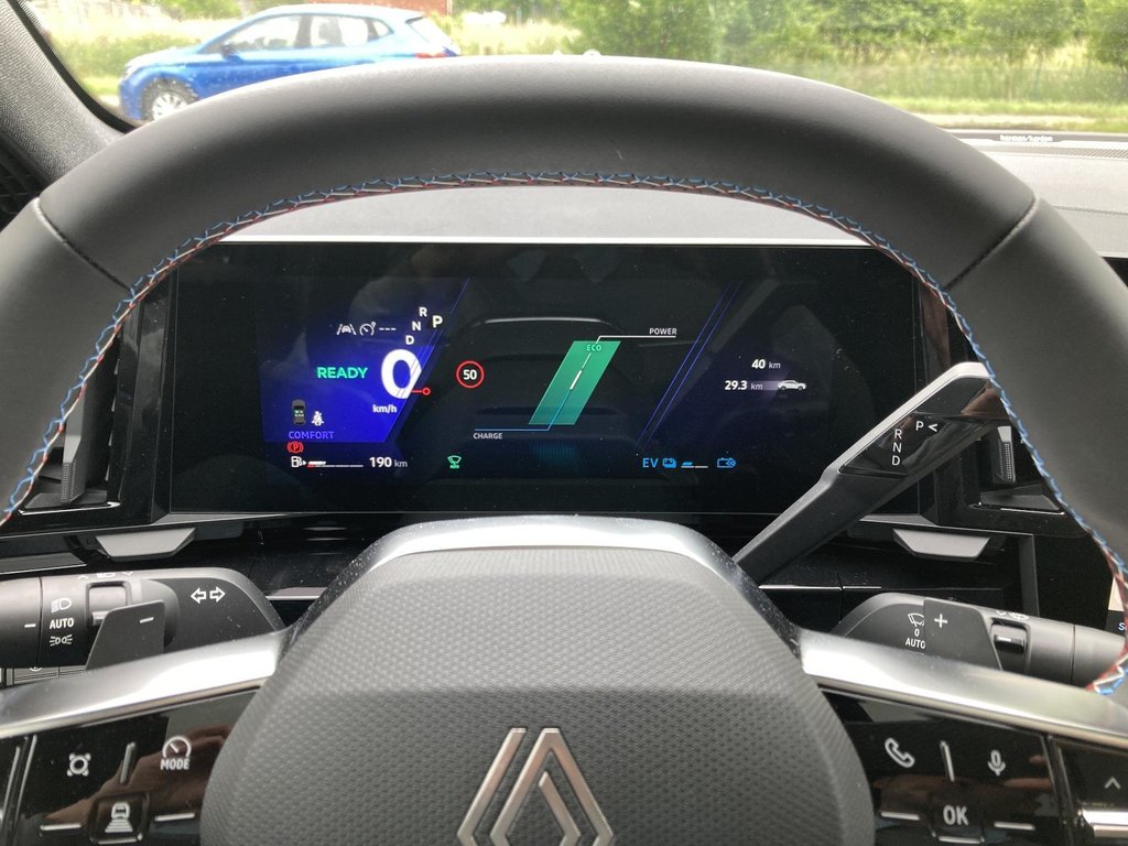 RENAULT Rafale Techno E-Tech Full Hybrid 200