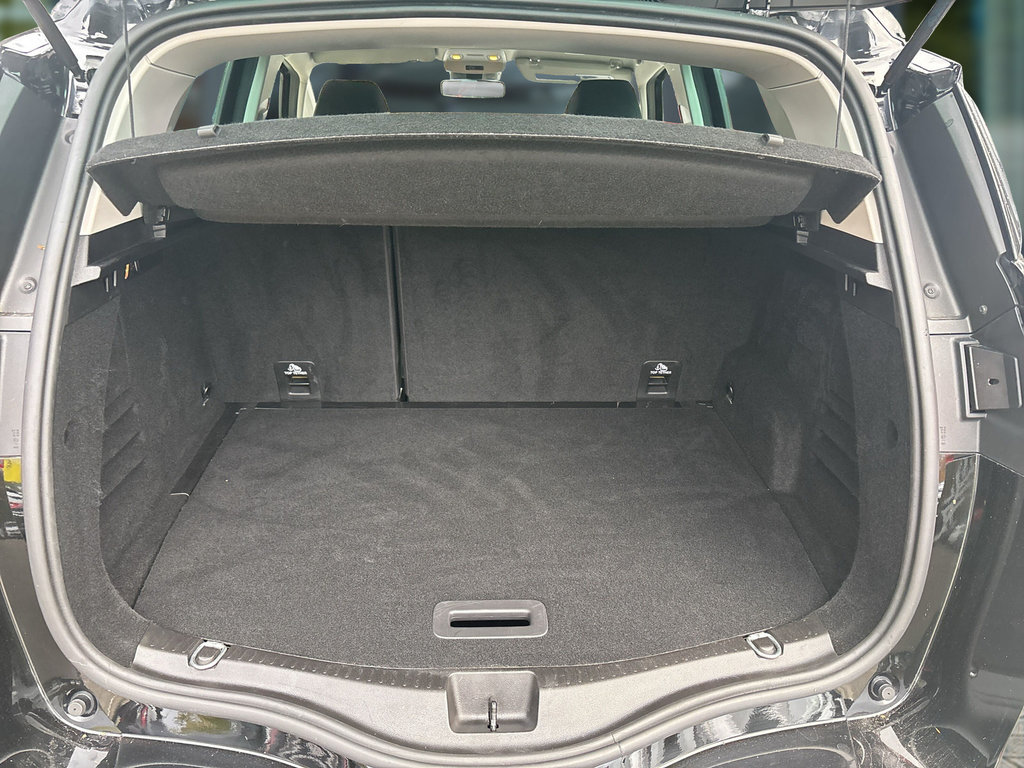 RENAULT Scenic LIMITED Deluxe ENERGY TCe 140