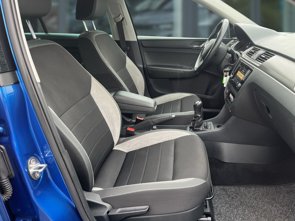 SKODA Rapid 1.2 TSI Spaceback "Joy " Smart-Link, Xenon